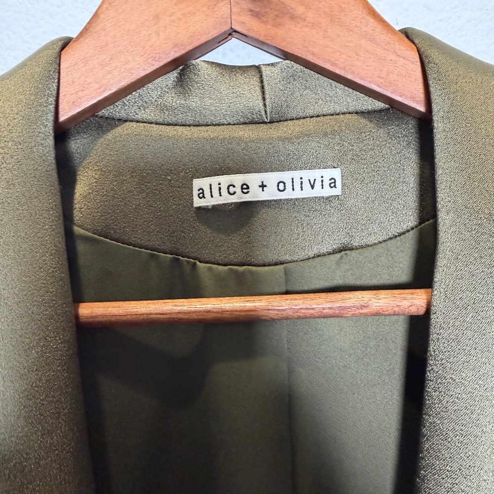 NWOT Alice + Olivia Olive Green Long Jacket Original Price $465 Sz: L - Picture 7 of 7